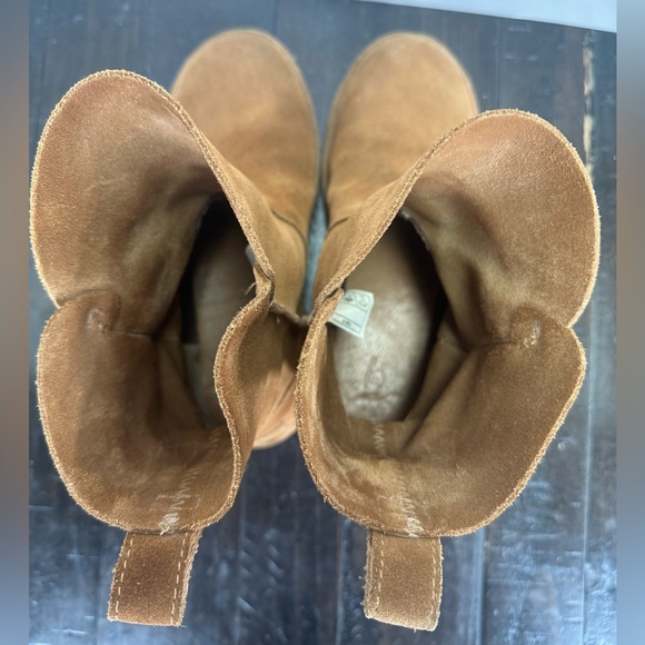 UGG Alita Ankle Boots (no fur lining)- Women’s Size 7 in Chestnut Brown - Picture 6 of 11